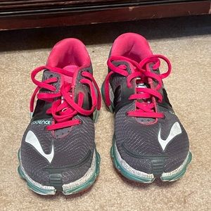 Brooks Pure Cadence running shoes